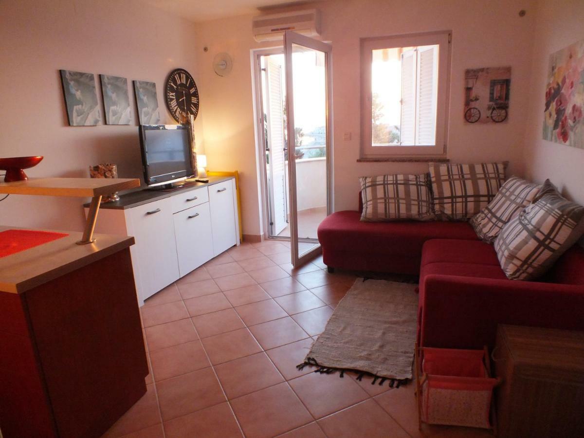 Apartment Jurja Povljana Dış mekan fotoğraf